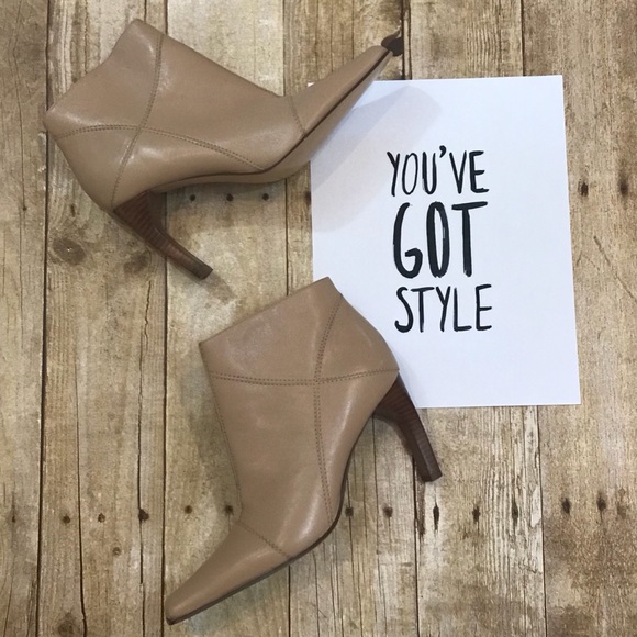 Valerie Stevens Shoes - Valeria Steve Cream Bootie